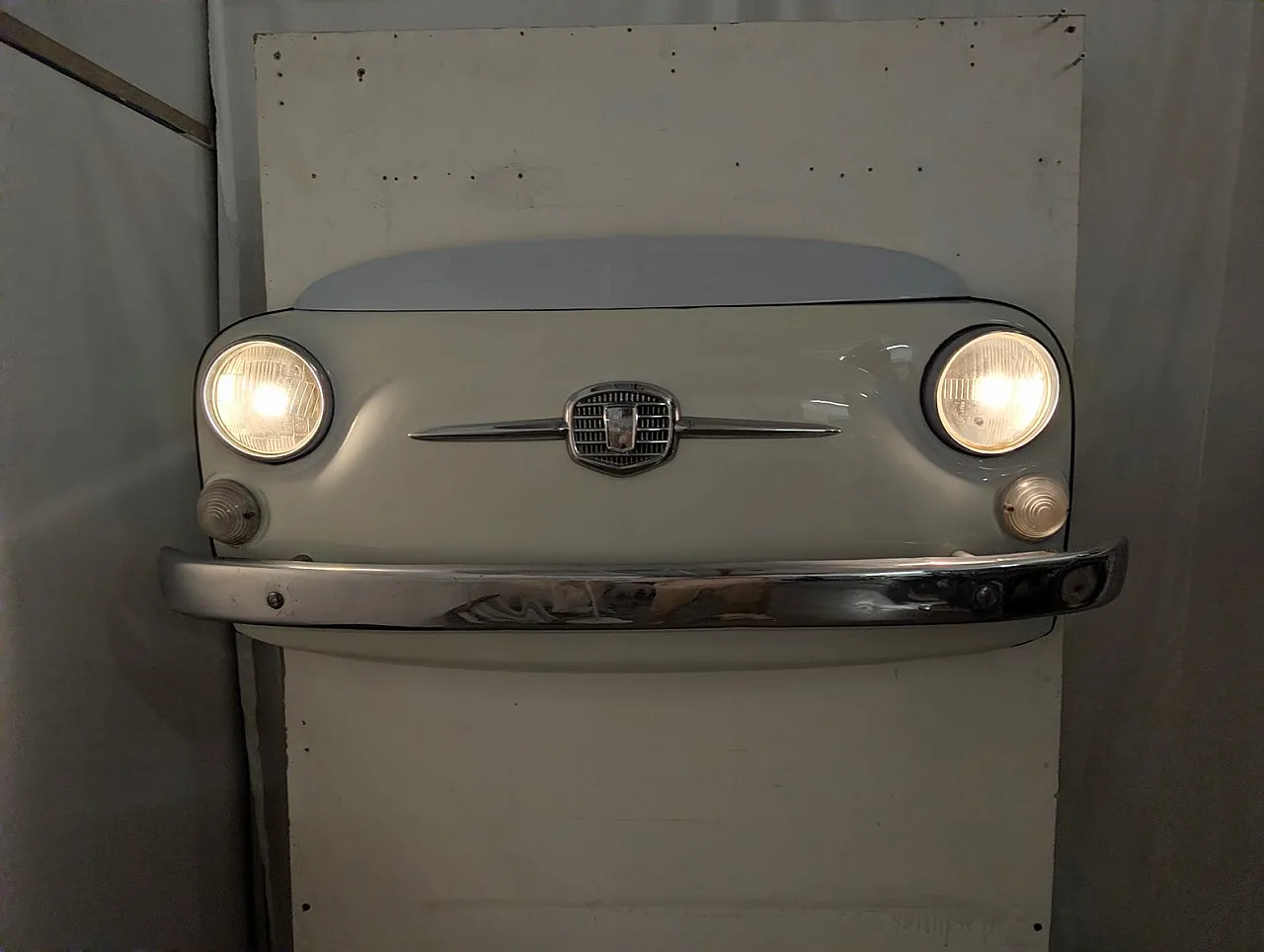 Fiat 500 front end wall light, 1950s 3