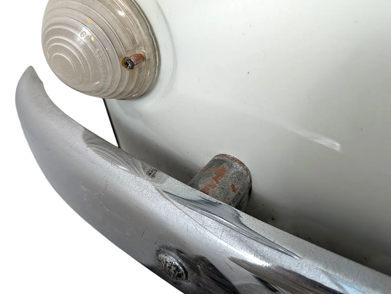 Fiat 500 front end wall light, 1950s 5