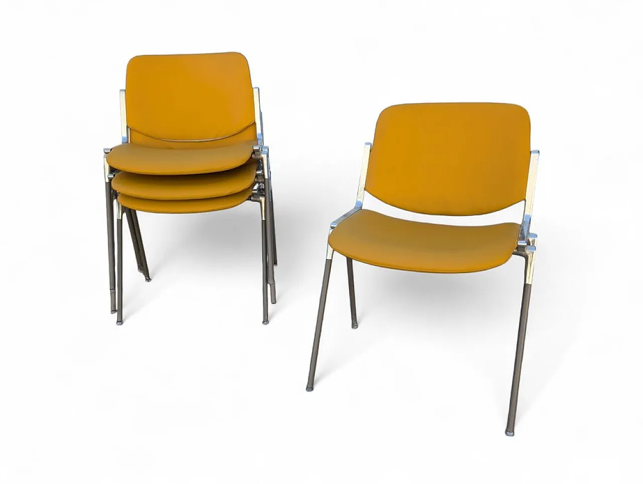 4 Stackable chairs from Castelli / Anonima Castelli, 1970s 4