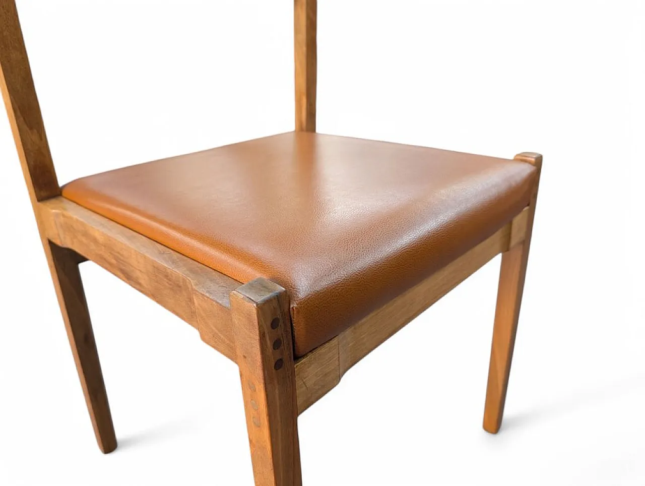 4 Dining chairs by Cassina, 1970s 11