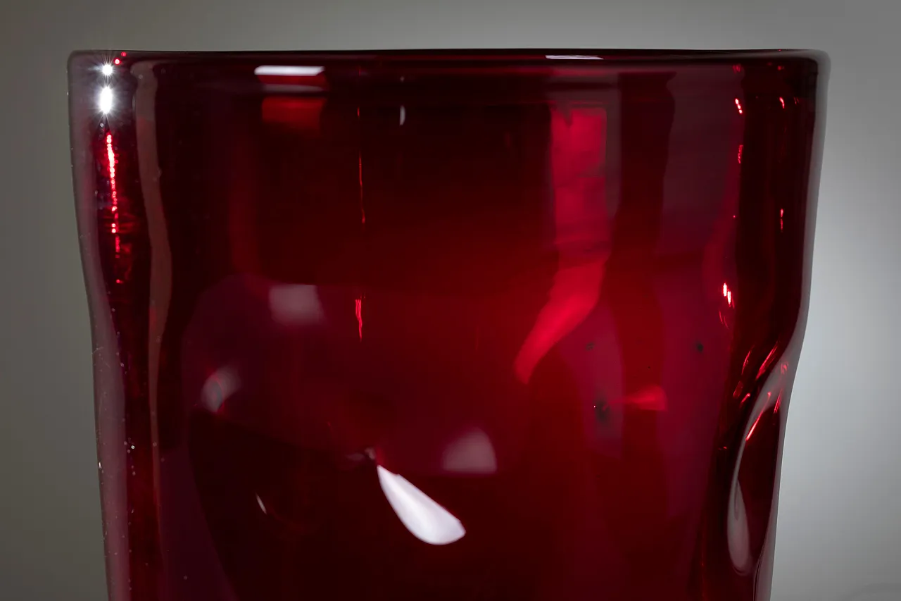 Empoli glass vase in ruby red, 1950s 8