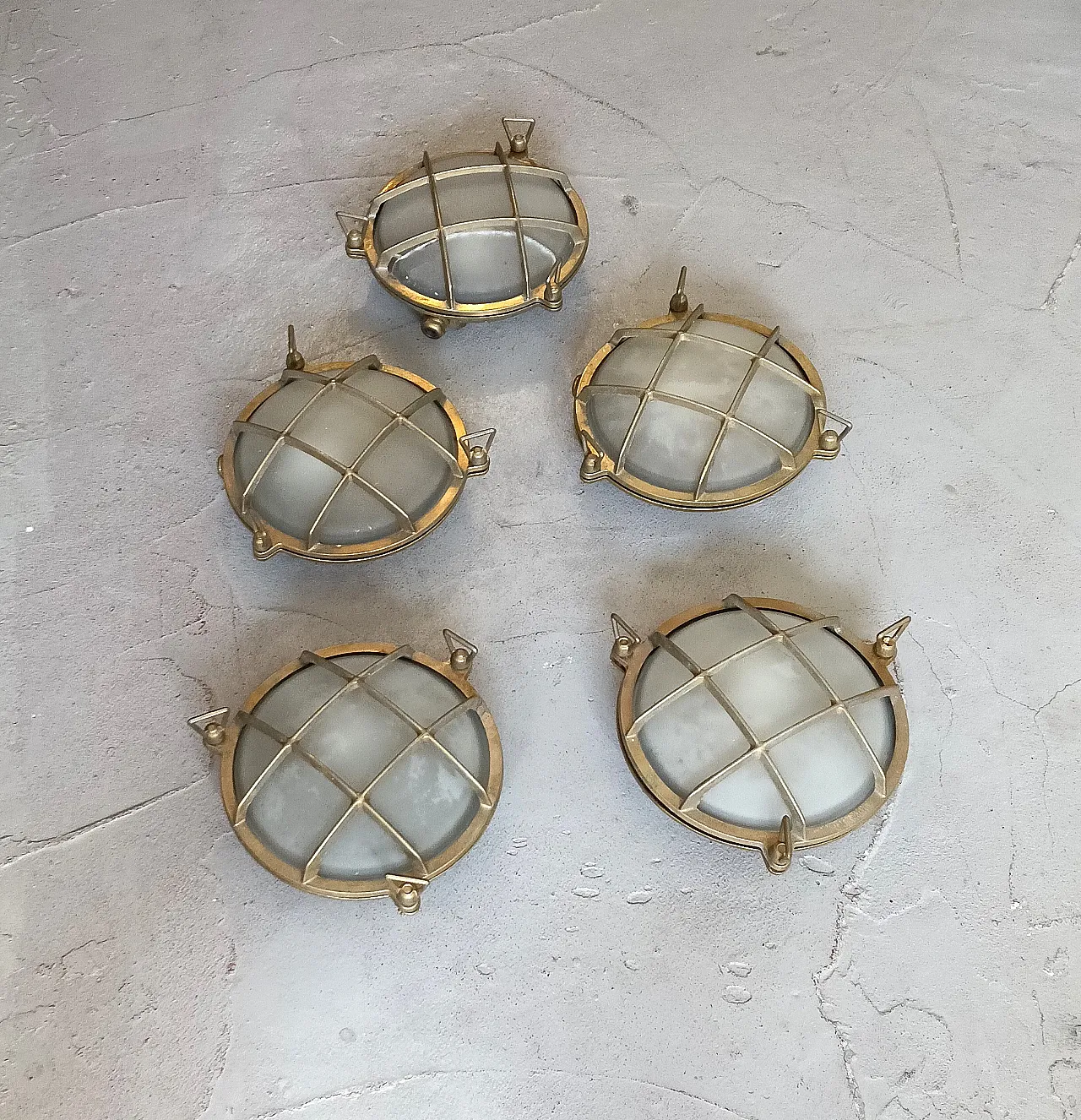 5 naval-style brass wall lamps, 1990s 12