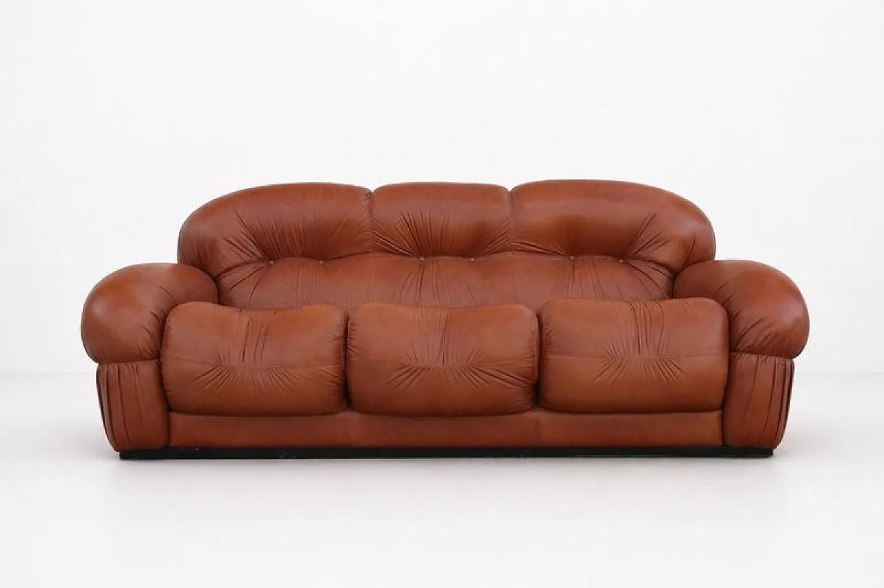 Sculptural sofa, 1970s 2