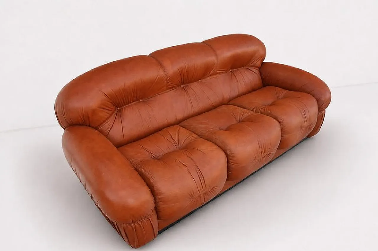 Sculptural sofa, 1970s 3