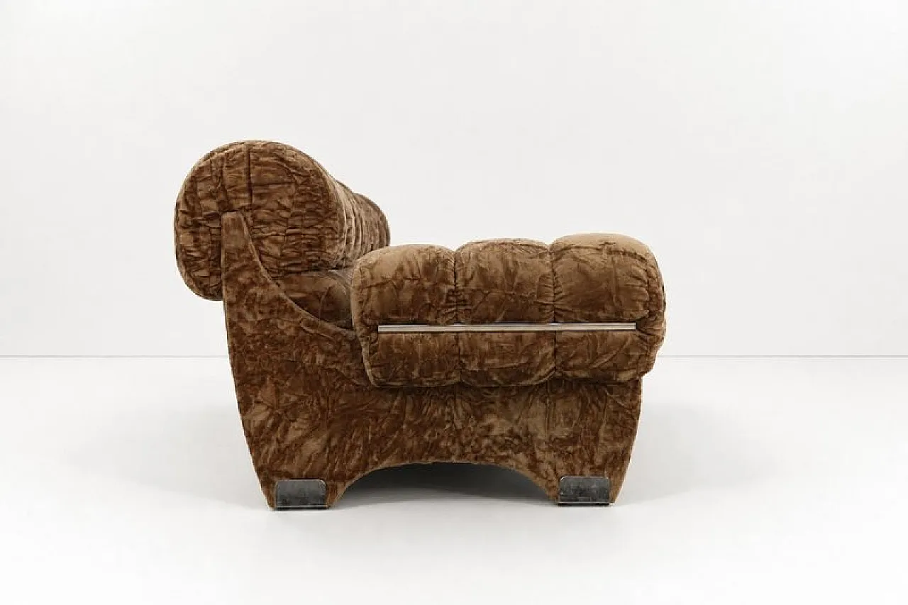 Sculptural sofa, 1970s 3