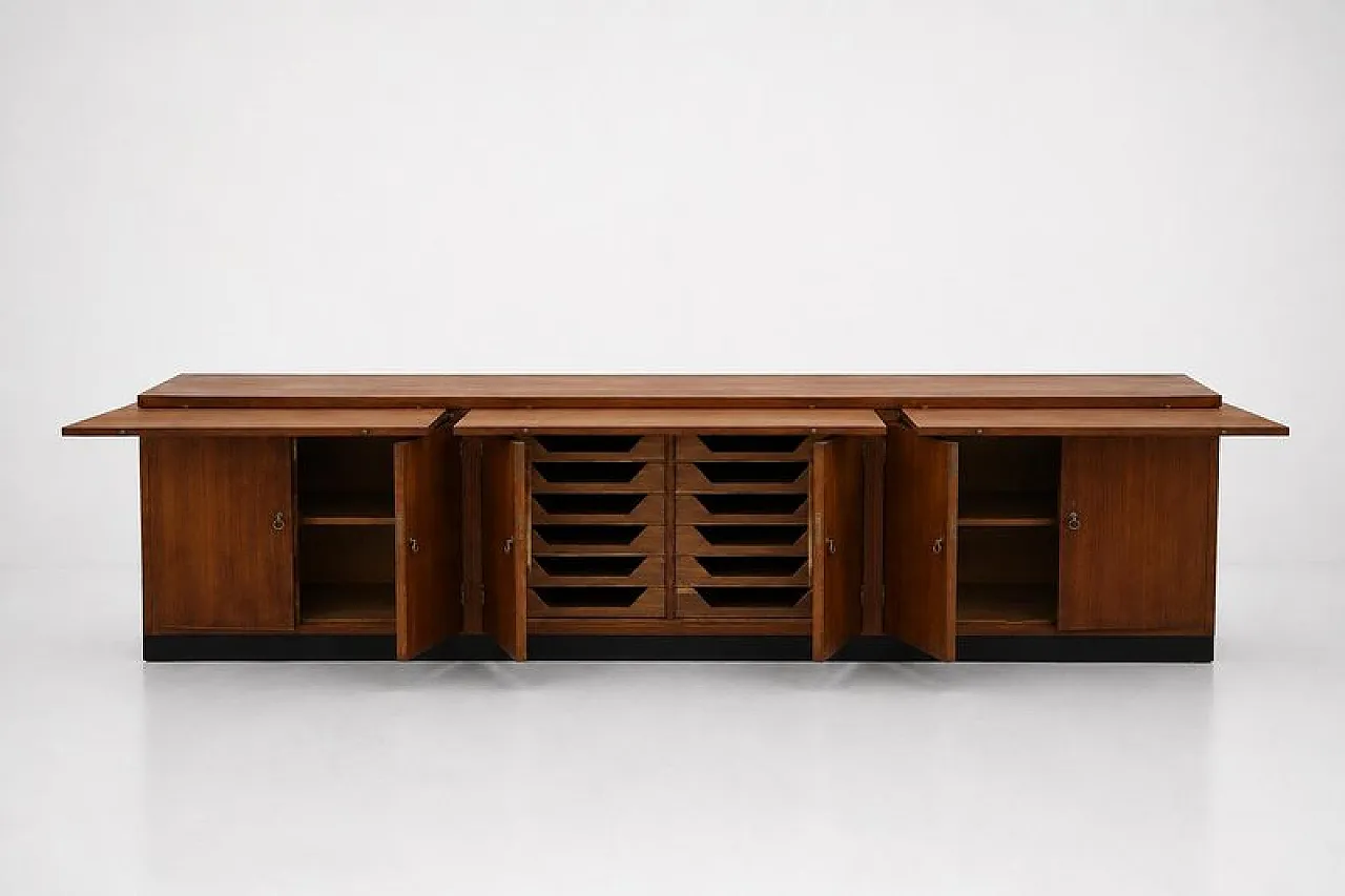 Mid-Century Modern Danish sideboard from Frits Henningsen, 1950s 3