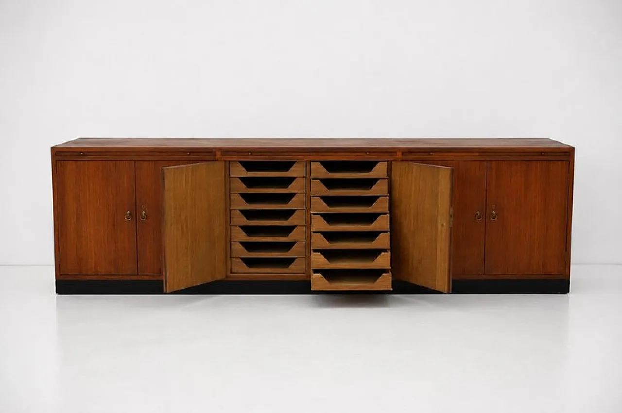 Mid-Century Modern Danish sideboard from Frits Henningsen, 1950s 4
