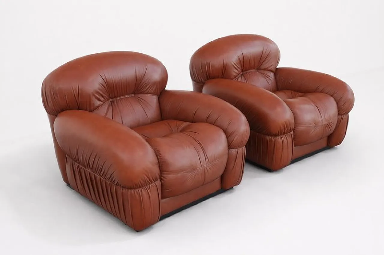 Pair of chairs in leather, 1970s 1