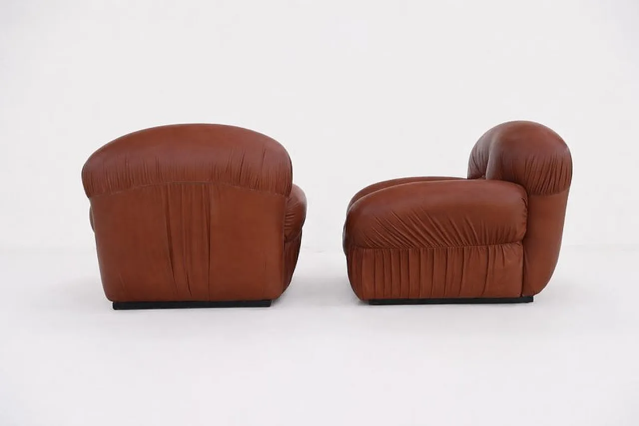 Pair of chairs in leather, 1970s 3