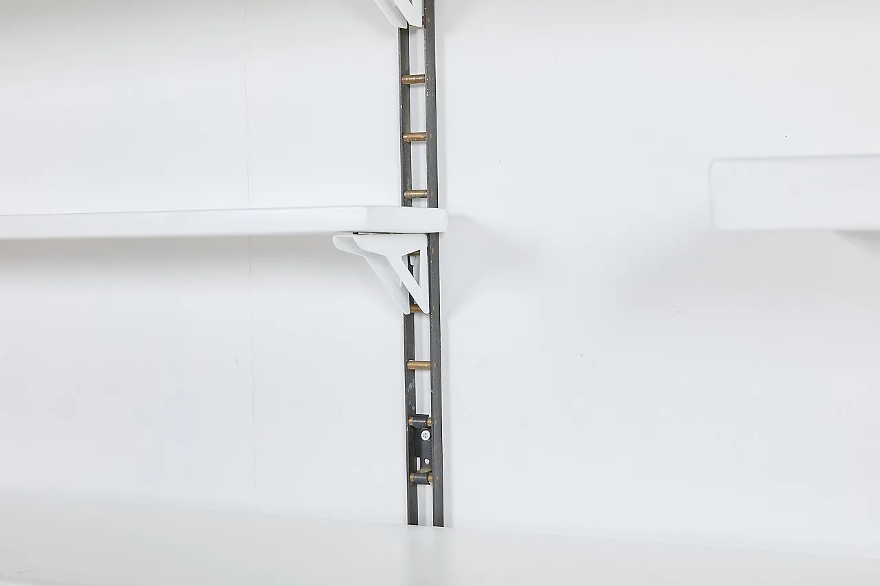Mid-Century Modern modular wall shelving system, 1960s 5