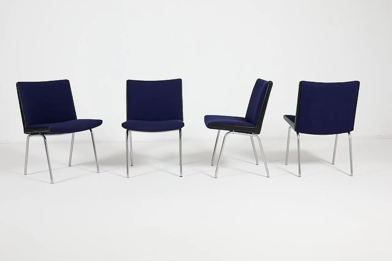 4 Airport chairs by Hans J. Wegner, 20th century 2