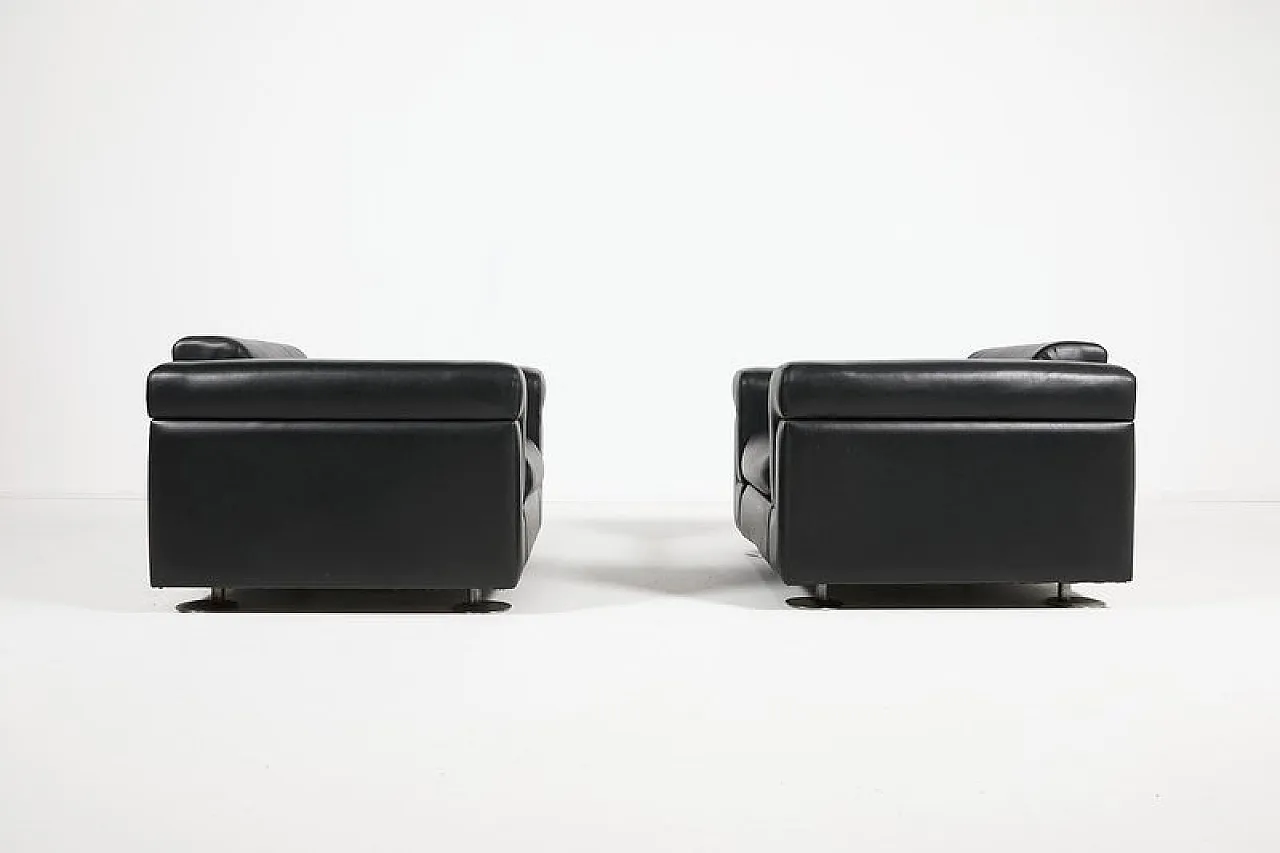 Pair of armchairs by Osvaldo Borsani for Tecno, 1960s 3