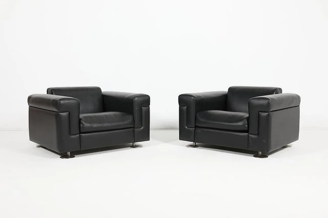Pair of armchairs by Osvaldo Borsani for Tecno, 1960s 6