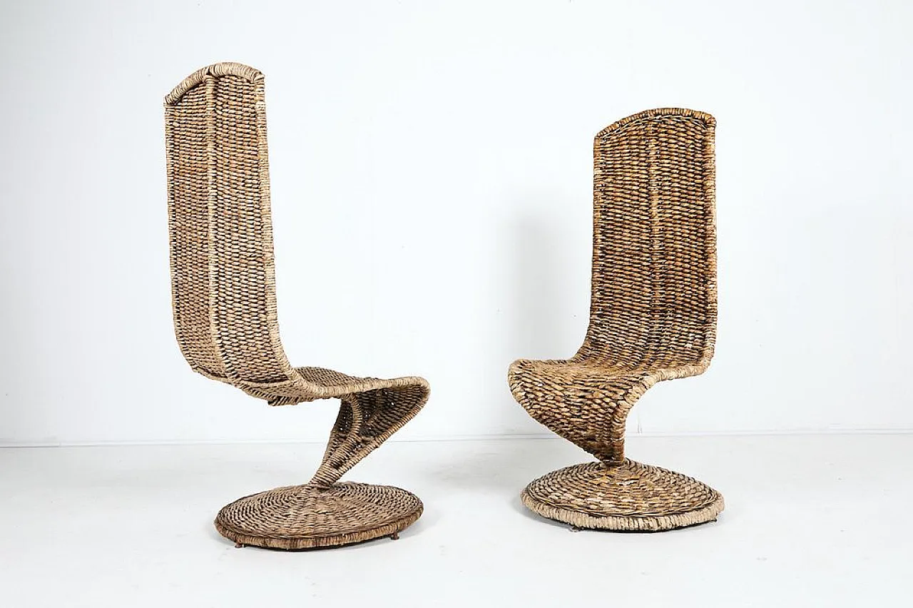 Pair of sculptural high back chairs, 1980s 3