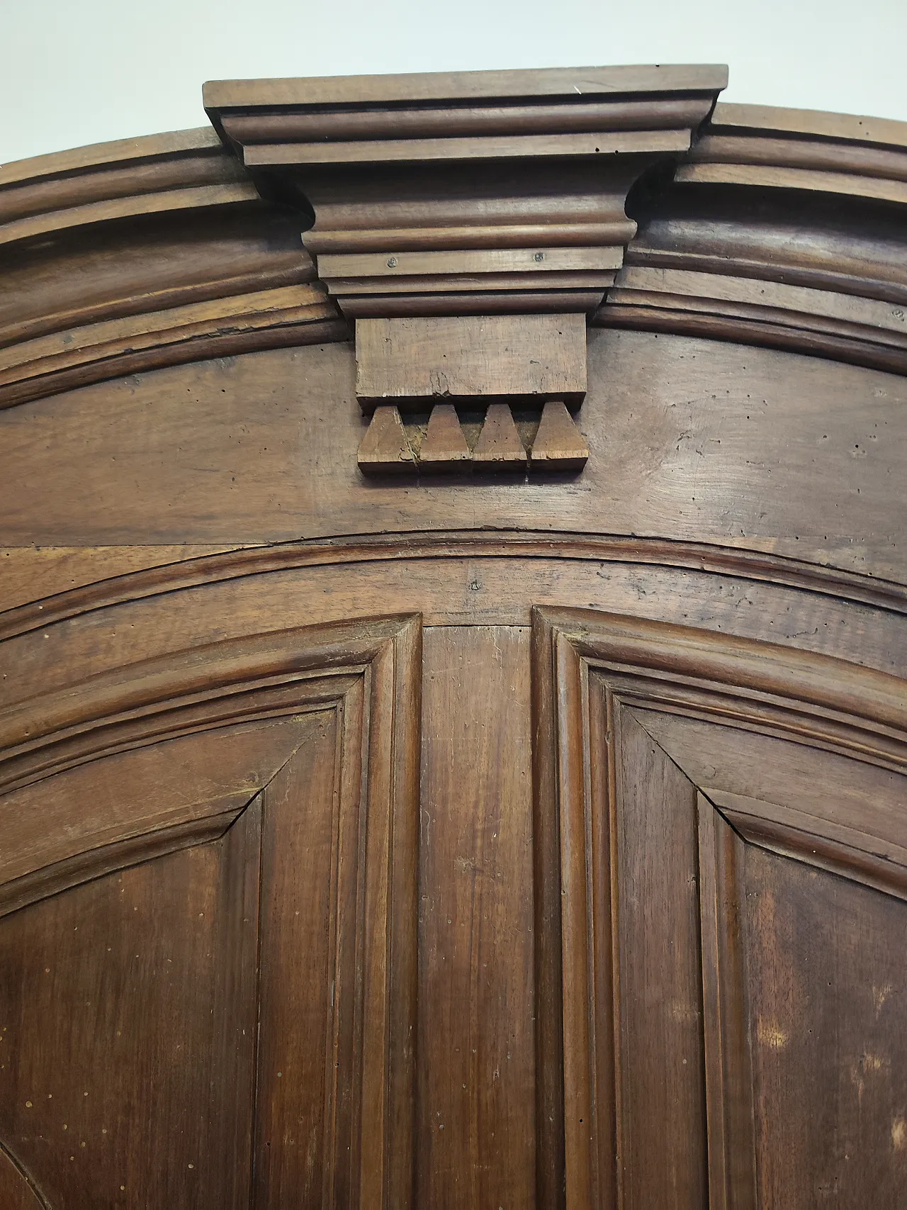 Wooden wardrobe, 18th century 4
