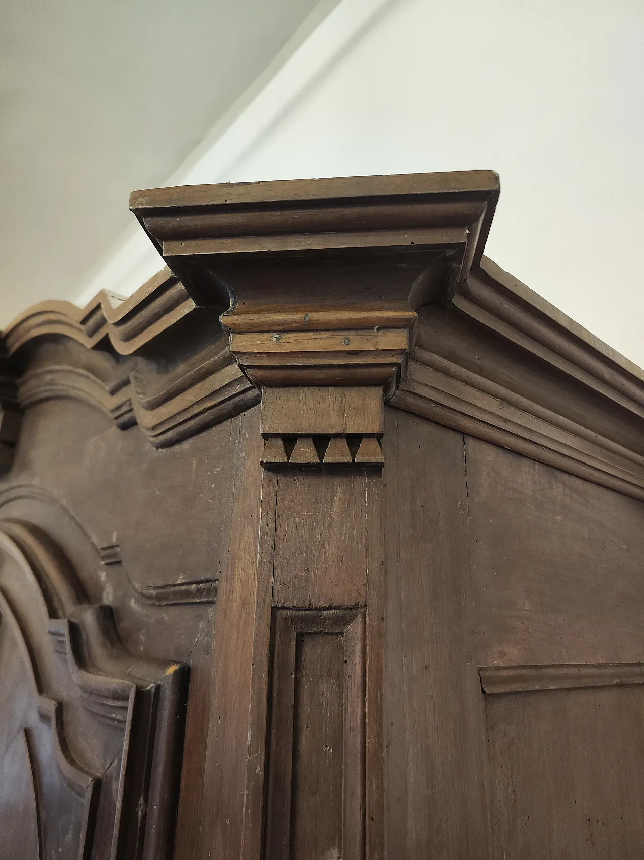 Wooden wardrobe, 18th century 5