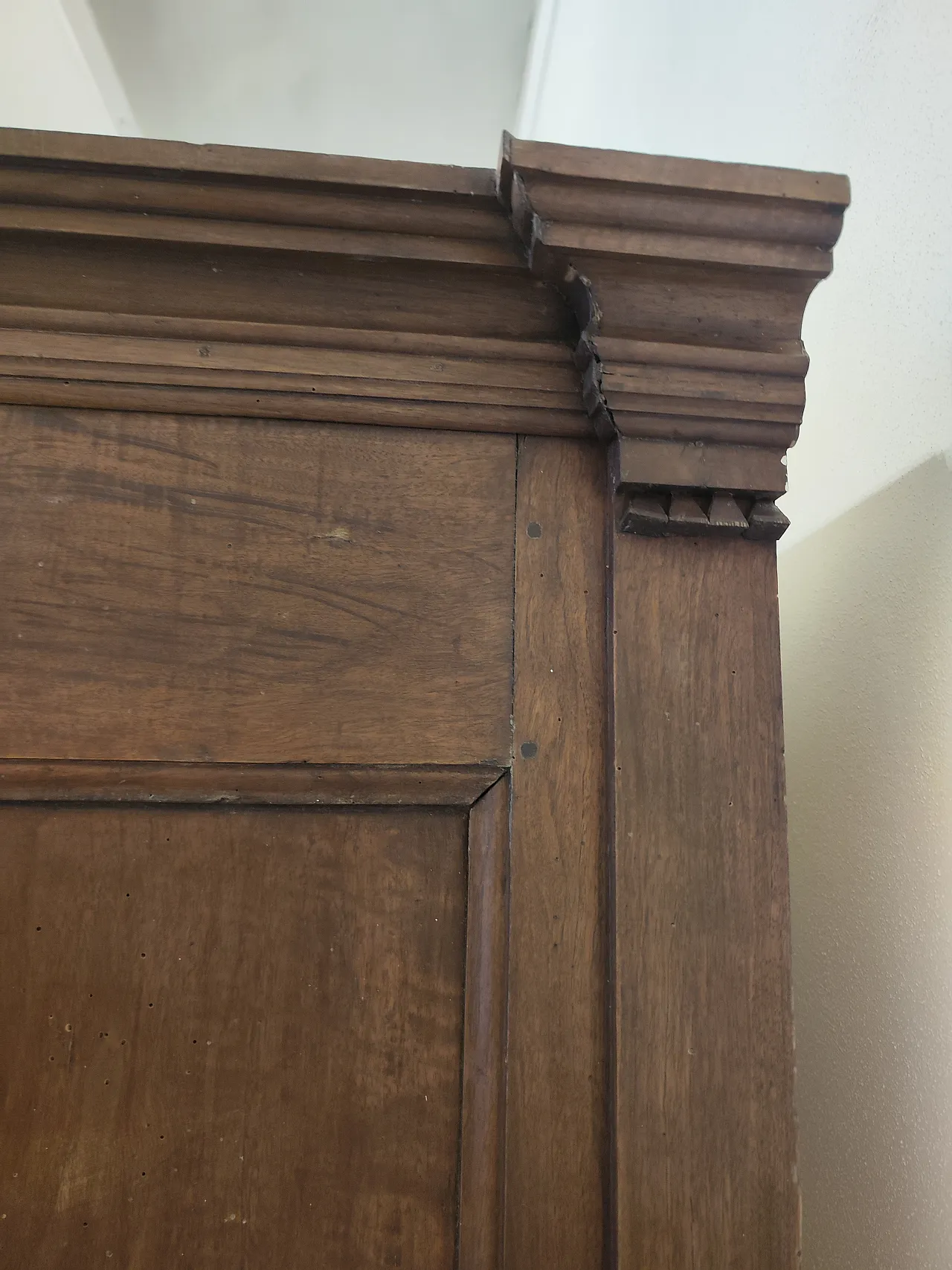 Wooden wardrobe, 18th century 6