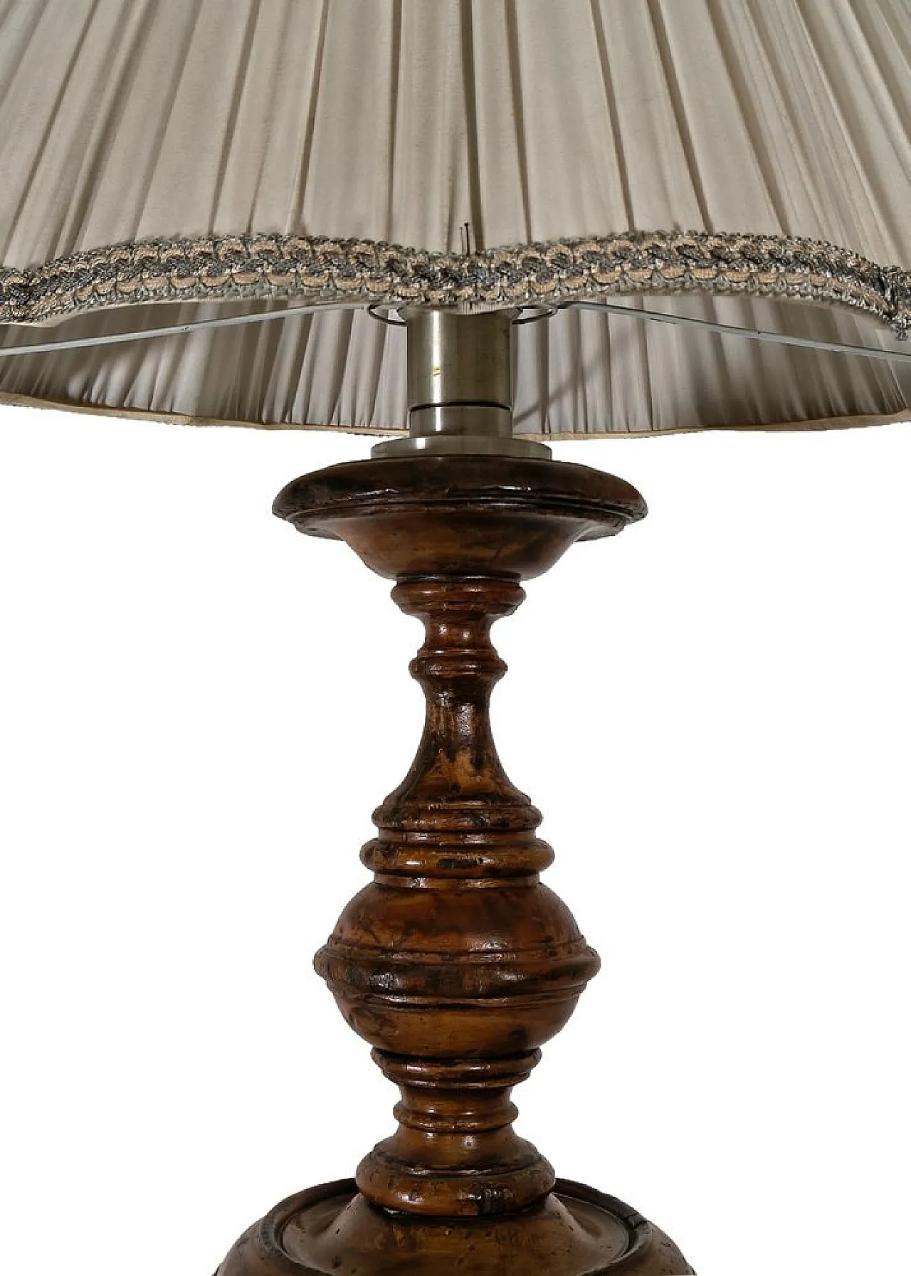 Turned wood table lamp with pleated lampshade, 1950s 4