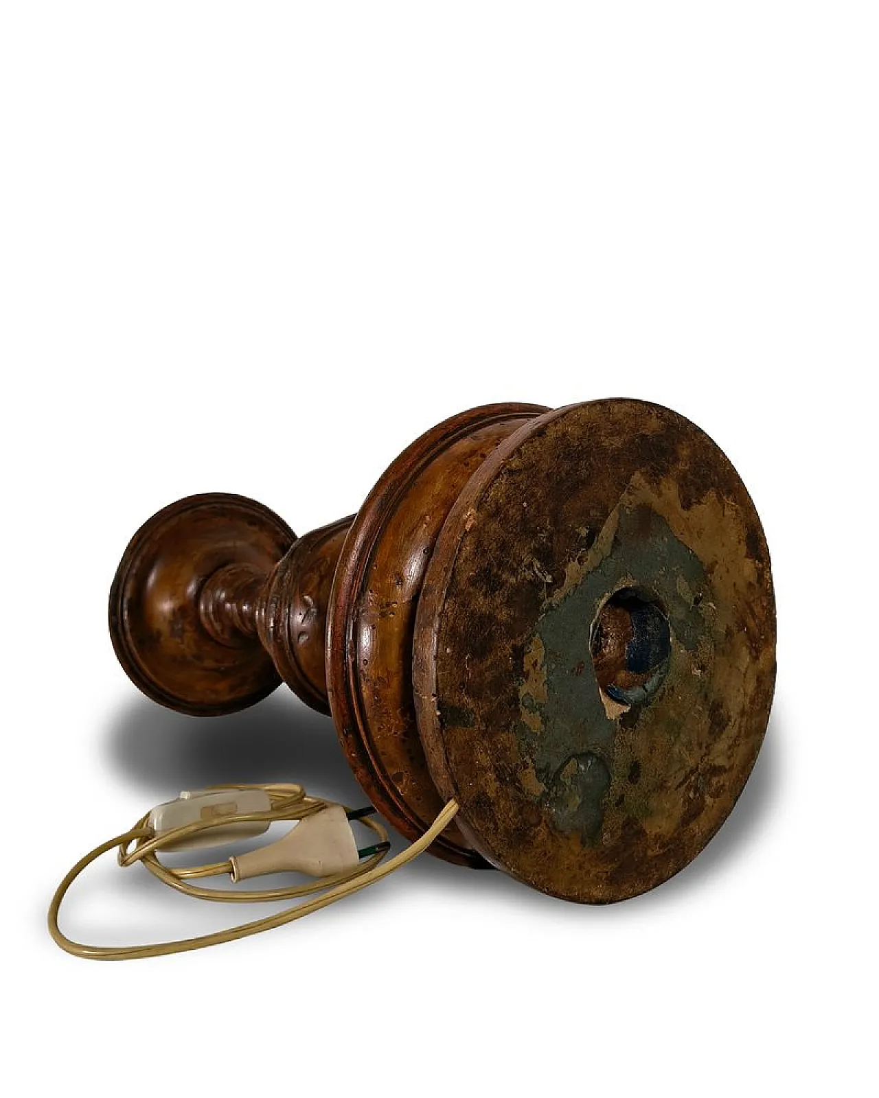 Turned wood table lamp with pleated lampshade, 1950s 5