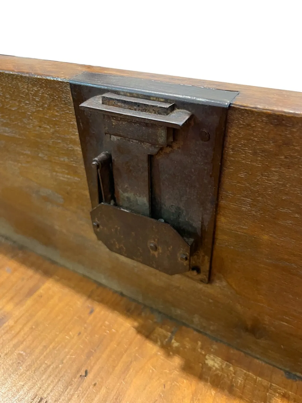 Cherrywood writing desk with drawer, late 18th century 10