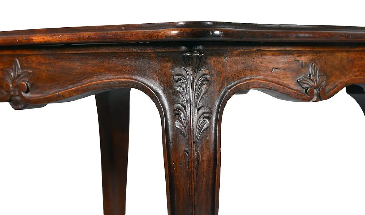Louis XV French side table in carved walnut, 19th century 8