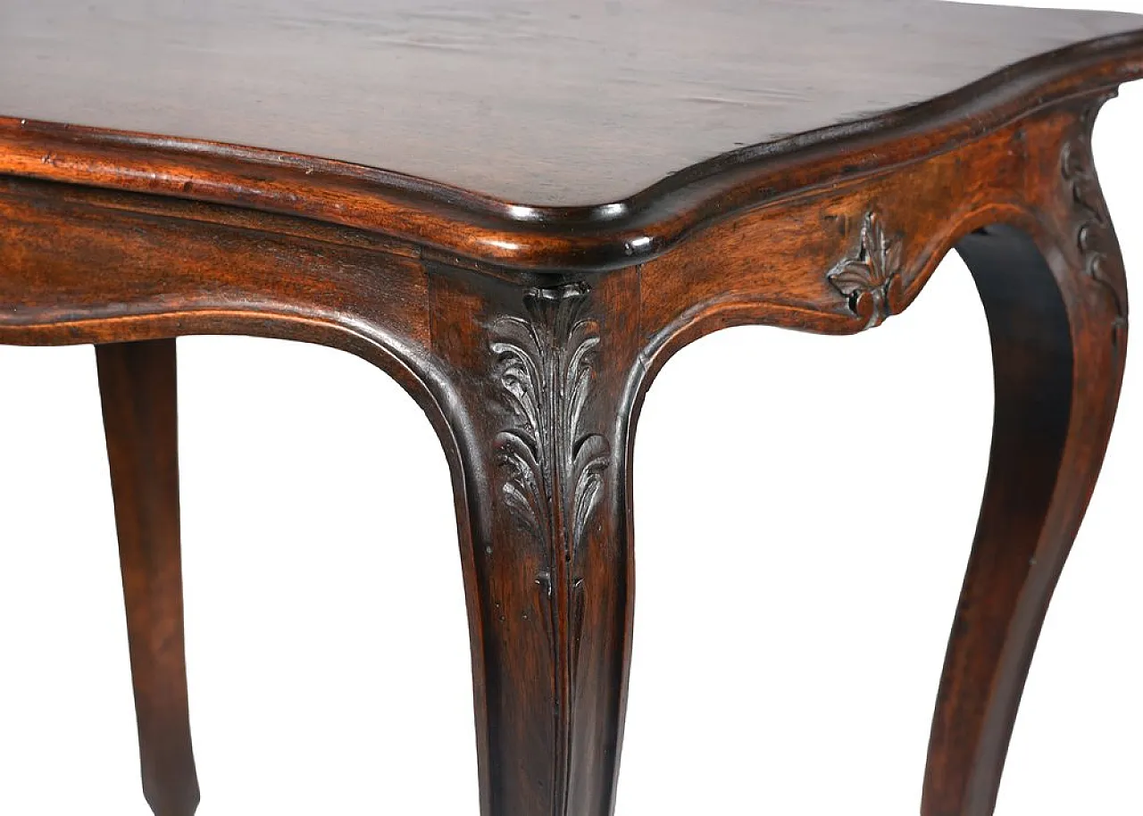 Louis XV French side table in carved walnut, 19th century 9