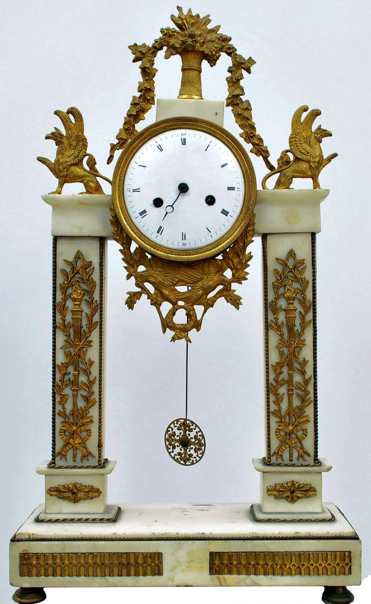 Louis XVI Style marble and gilt bronze mantel clock, 19th century 1
