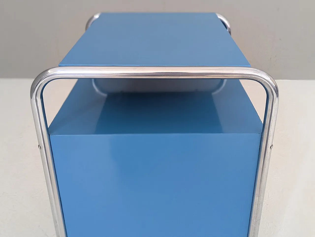 Bauhaus tubular steel nightstand by J. Fenyves for Thonet, 1930s 10