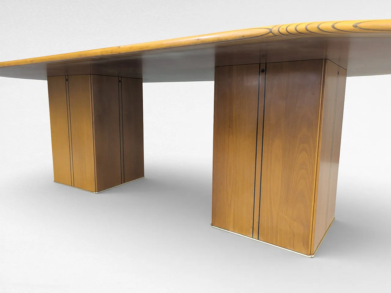 Africa table by Afra & Tobia Scarpa for Maxalto, 1970s 11