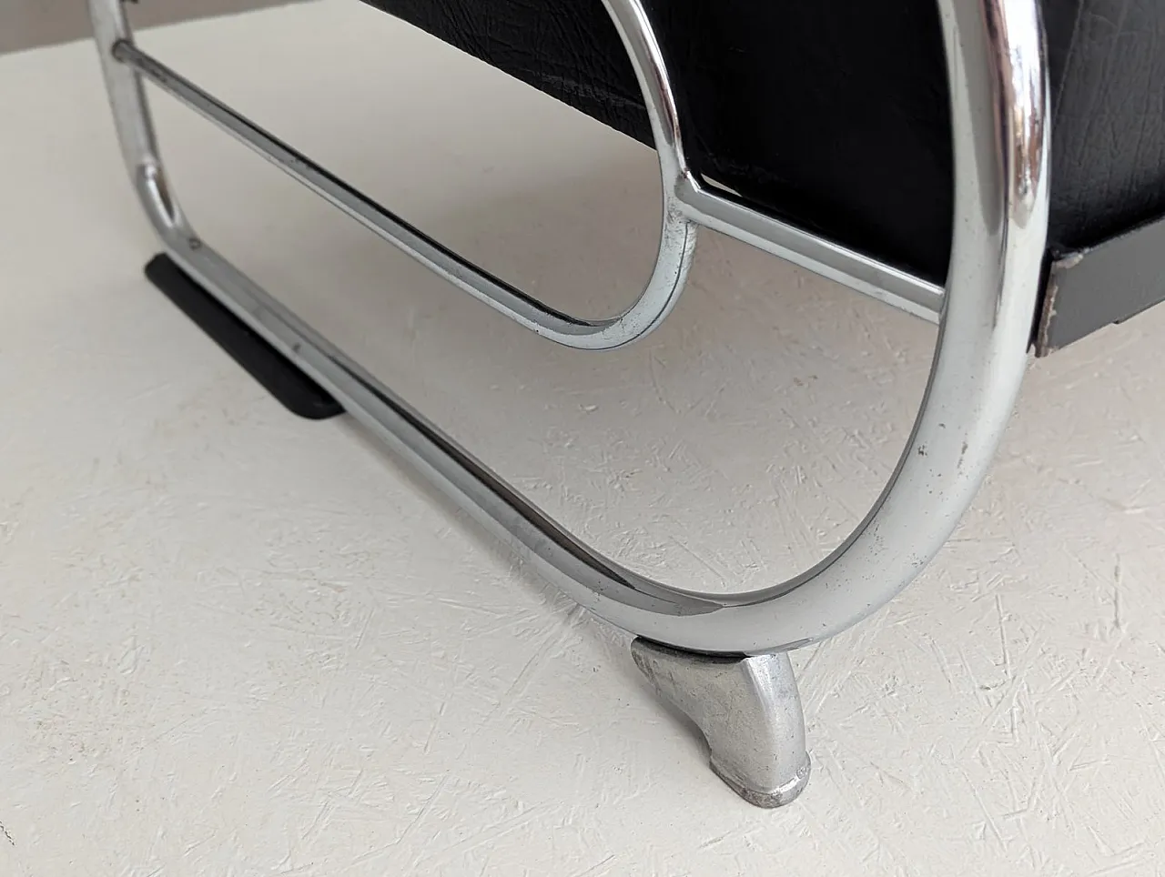 Bauhaus tubular steel sofa by Hynek Gottwald, 1930s 12