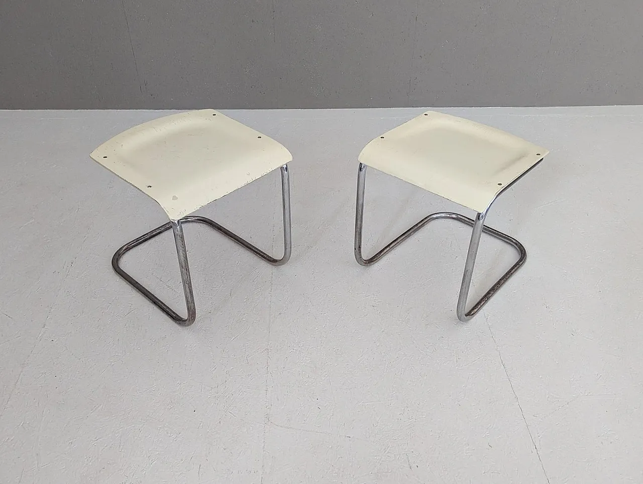 Pair of cantilever Stools by Mart Stam for Mücke Melder, 1930s 3