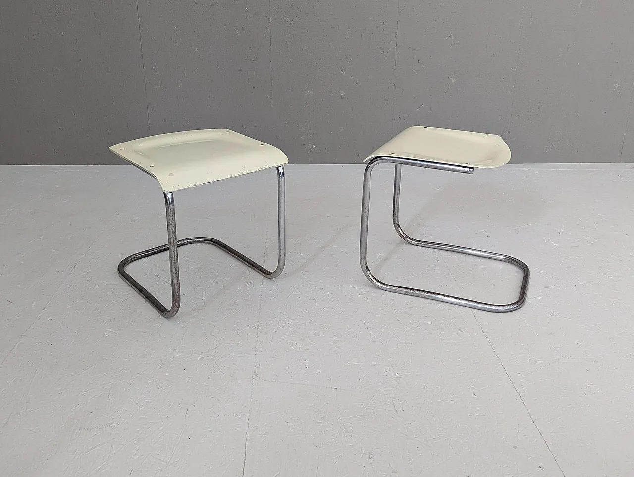 Pair of cantilever Stools by Mart Stam for Mücke Melder, 1930s 6