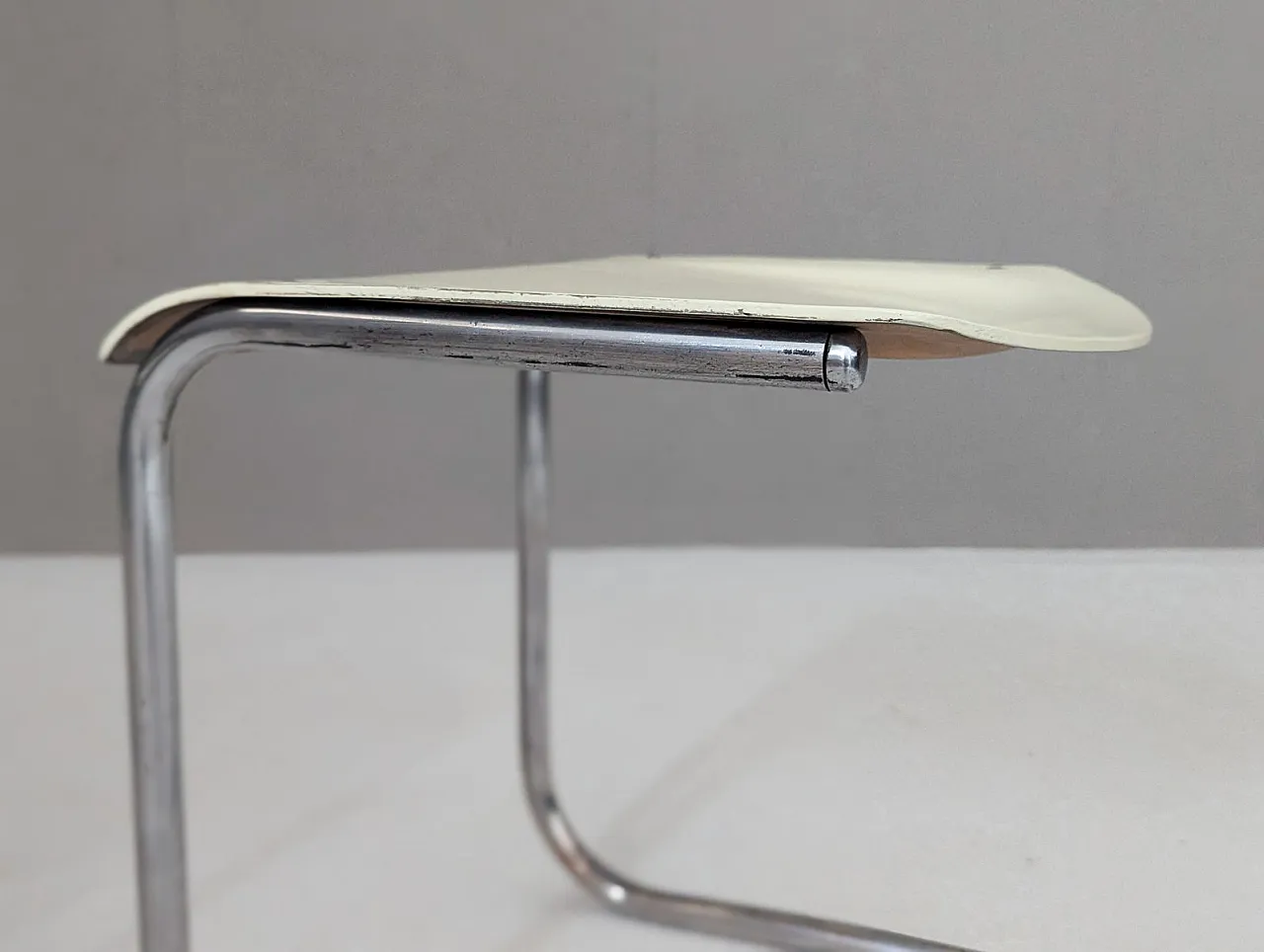 Pair of cantilever Stools by Mart Stam for Mücke Melder, 1930s 10