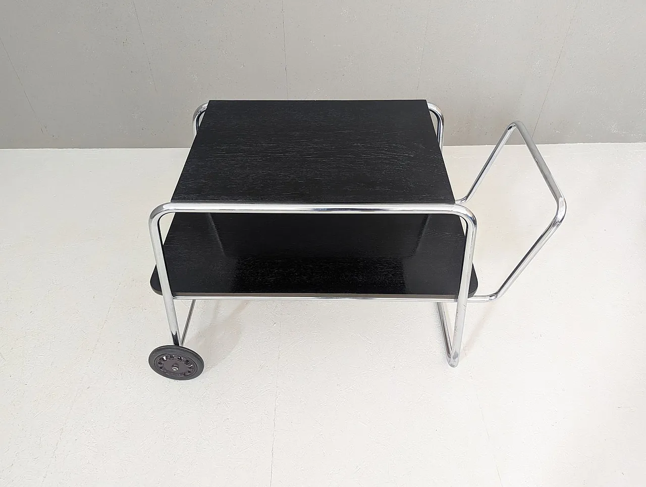 Bauhaus tubular steel serving cart by Robert Slezák, 1930s 5