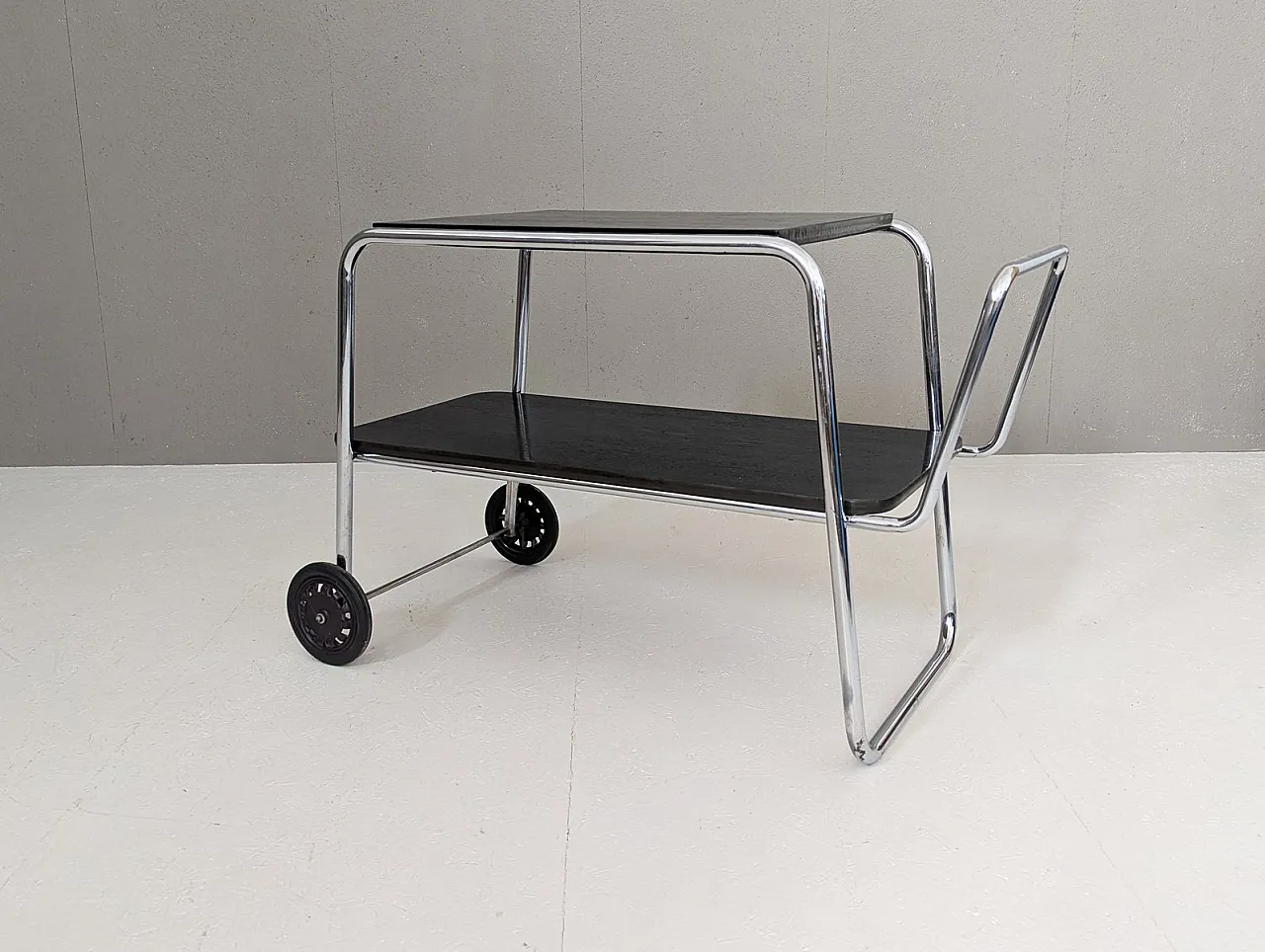 Bauhaus tubular steel serving cart by Robert Slezák, 1930s 6