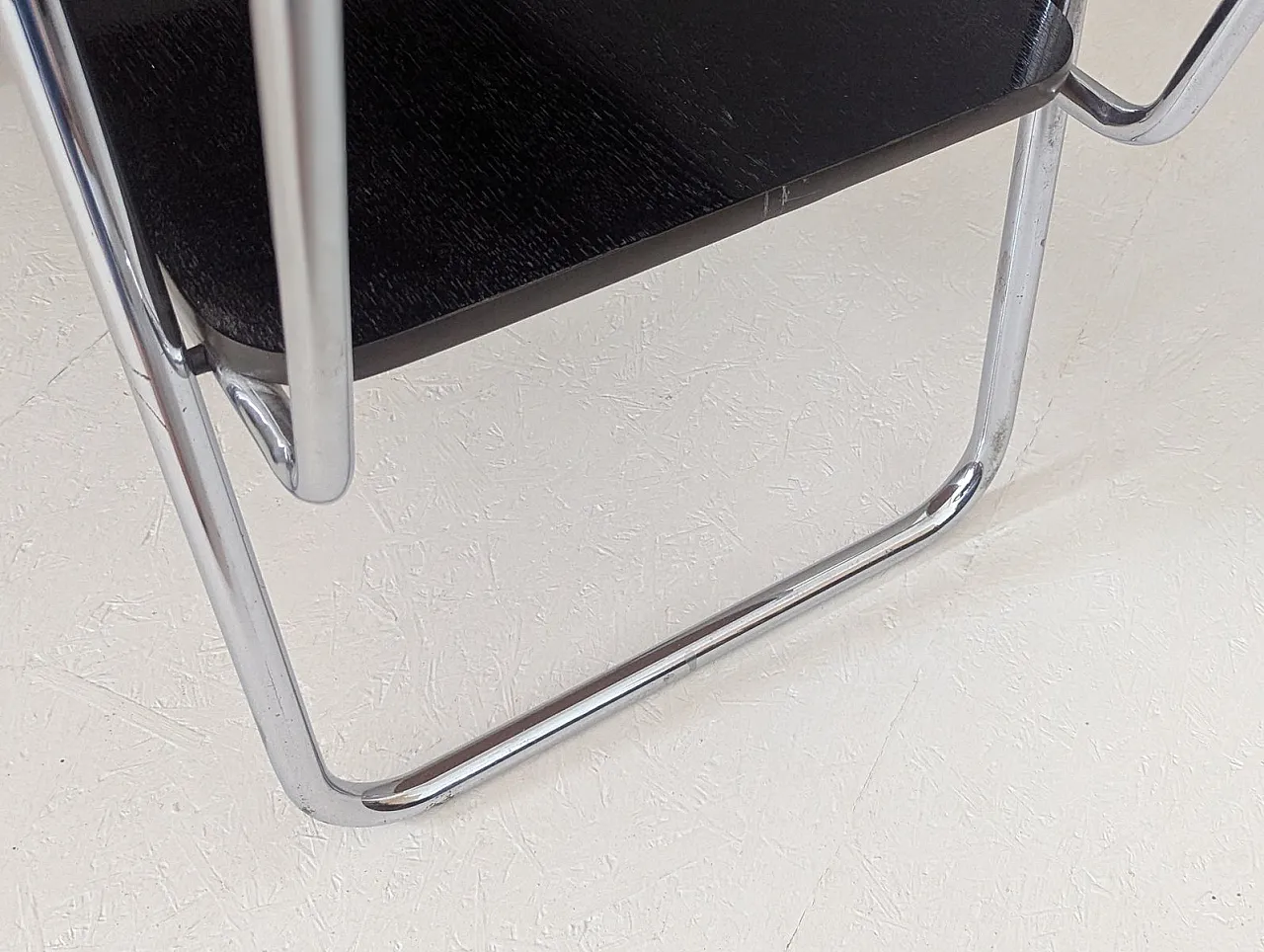 Bauhaus tubular steel serving cart by Robert Slezák, 1930s 12