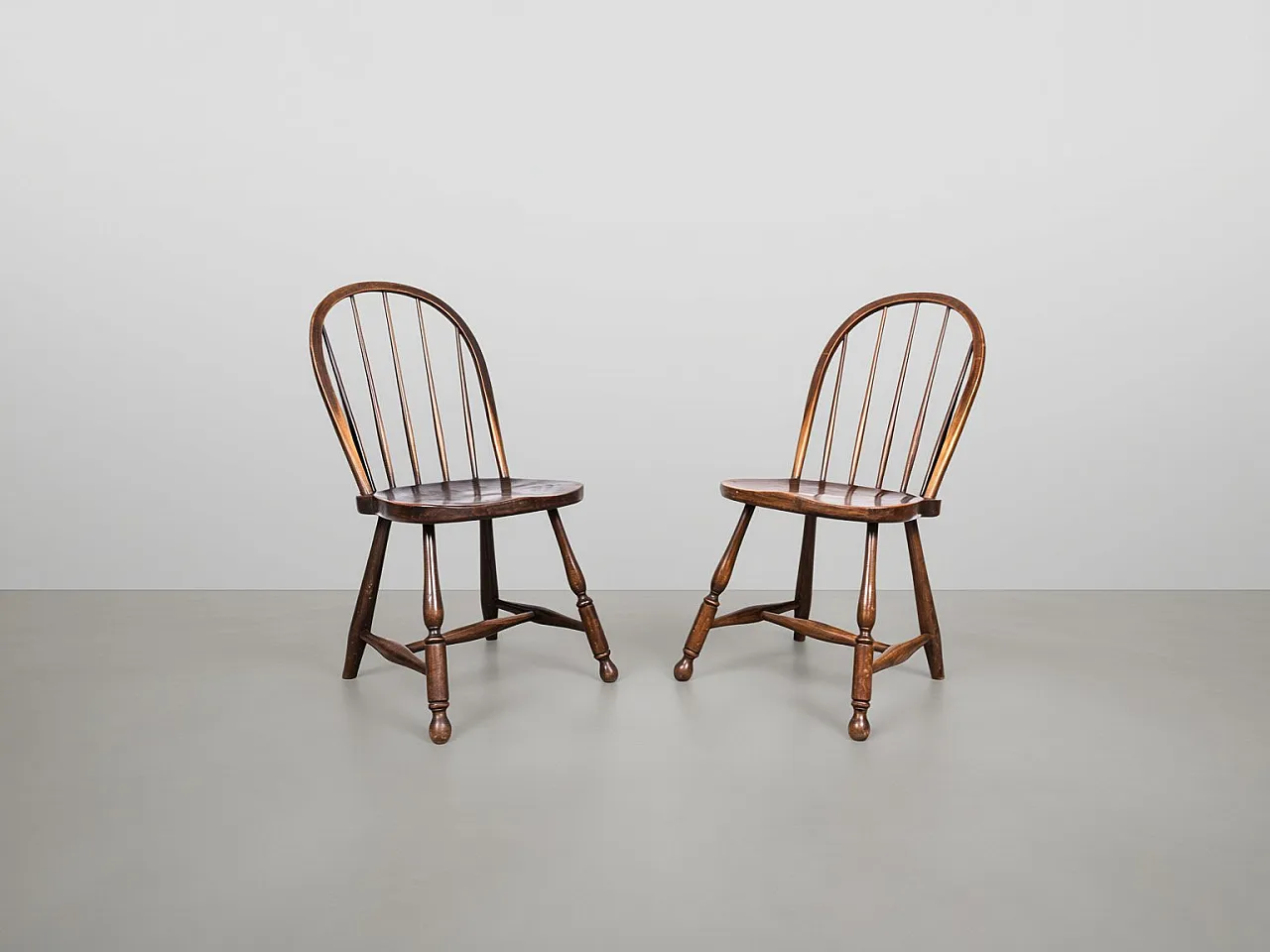 Pair of B 946 chairs by Josef Frank for Thonet, 1920s 1