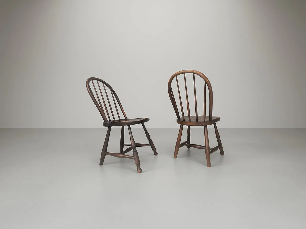 Pair of B 946 chairs by Josef Frank for Thonet, 1920s 3