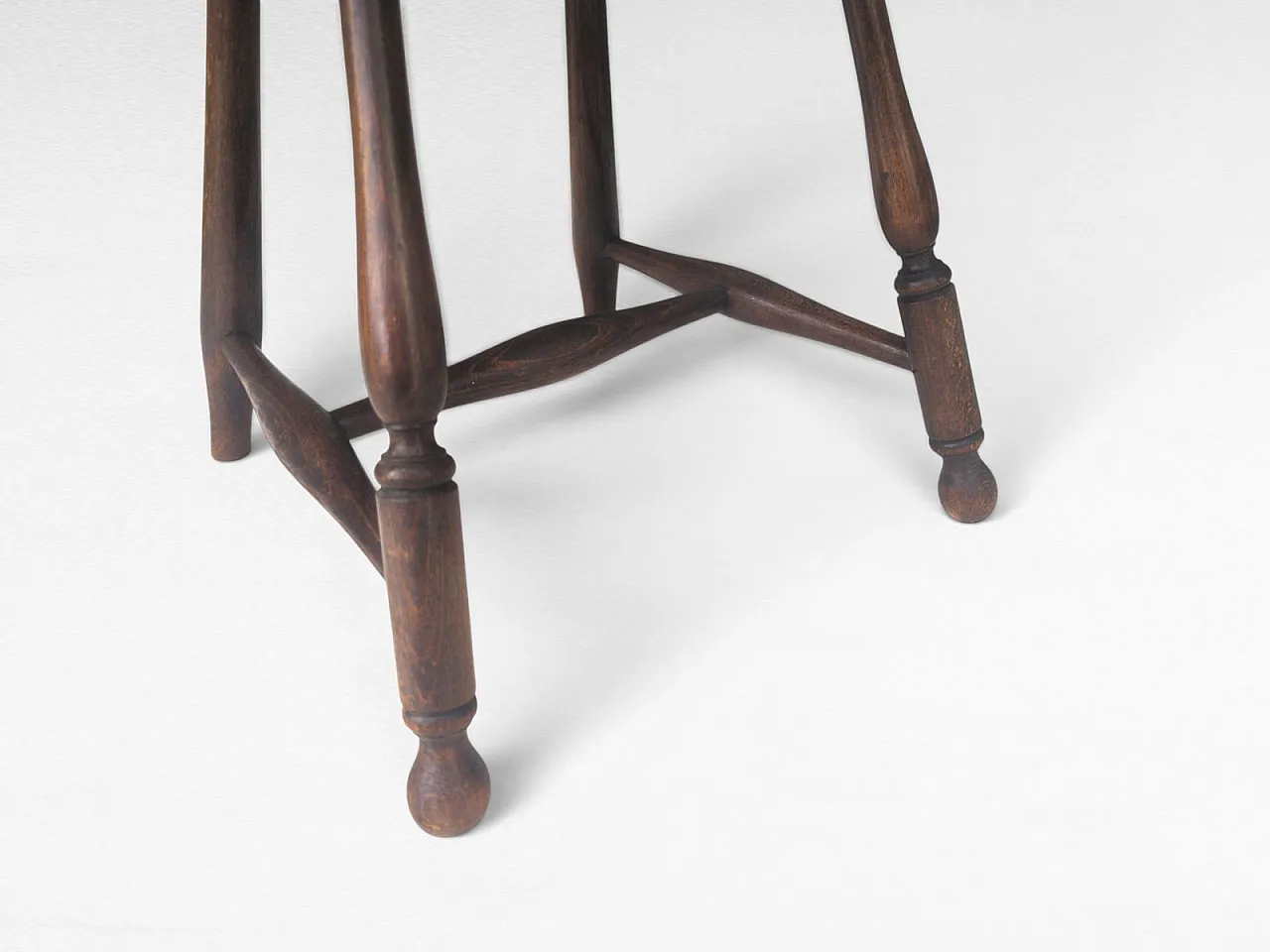 Pair of B 946 chairs by Josef Frank for Thonet, 1920s 13