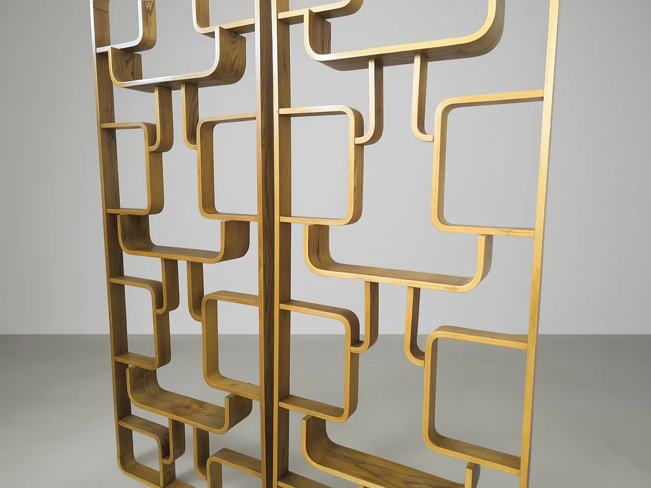 Pair of sculptural bentwood room dividers by Ludvik Volak, 1960s 6