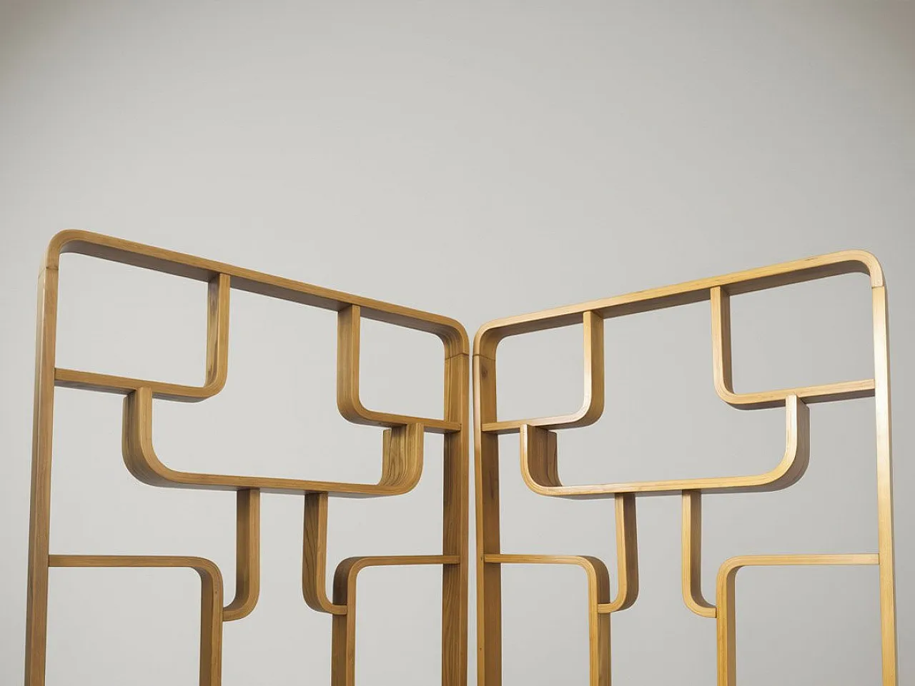Pair of sculptural bentwood room dividers by Ludvik Volak, 1960s 8