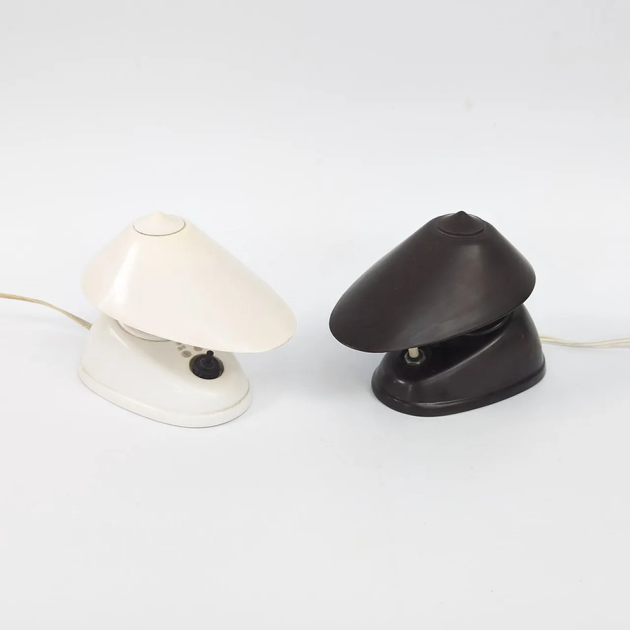 Coppia di lampade Bauhaus in bachelite di Elektrosvit, anni '50 4