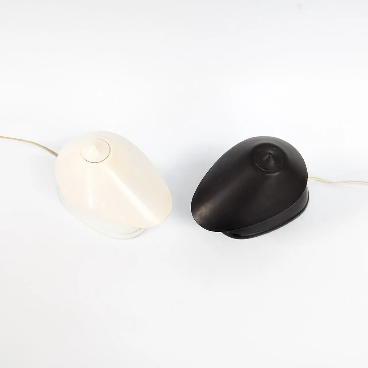 Coppia di lampade Bauhaus in bachelite di Elektrosvit, anni '50 5