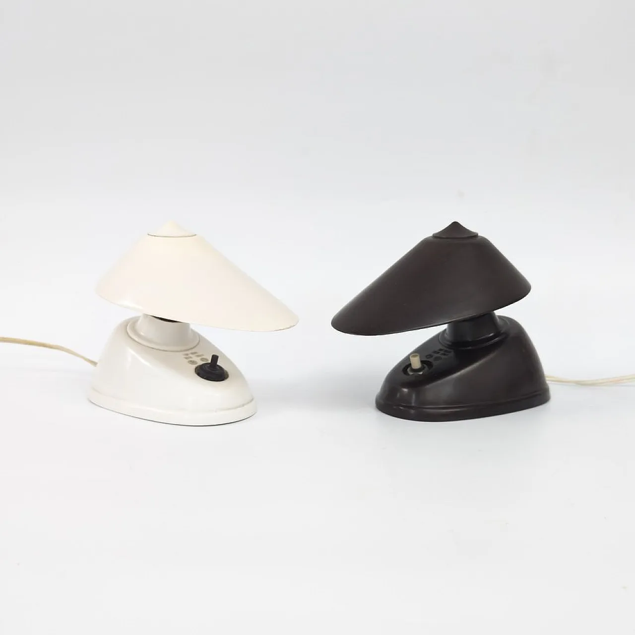 Coppia di lampade Bauhaus in bachelite di Elektrosvit, anni '50 6