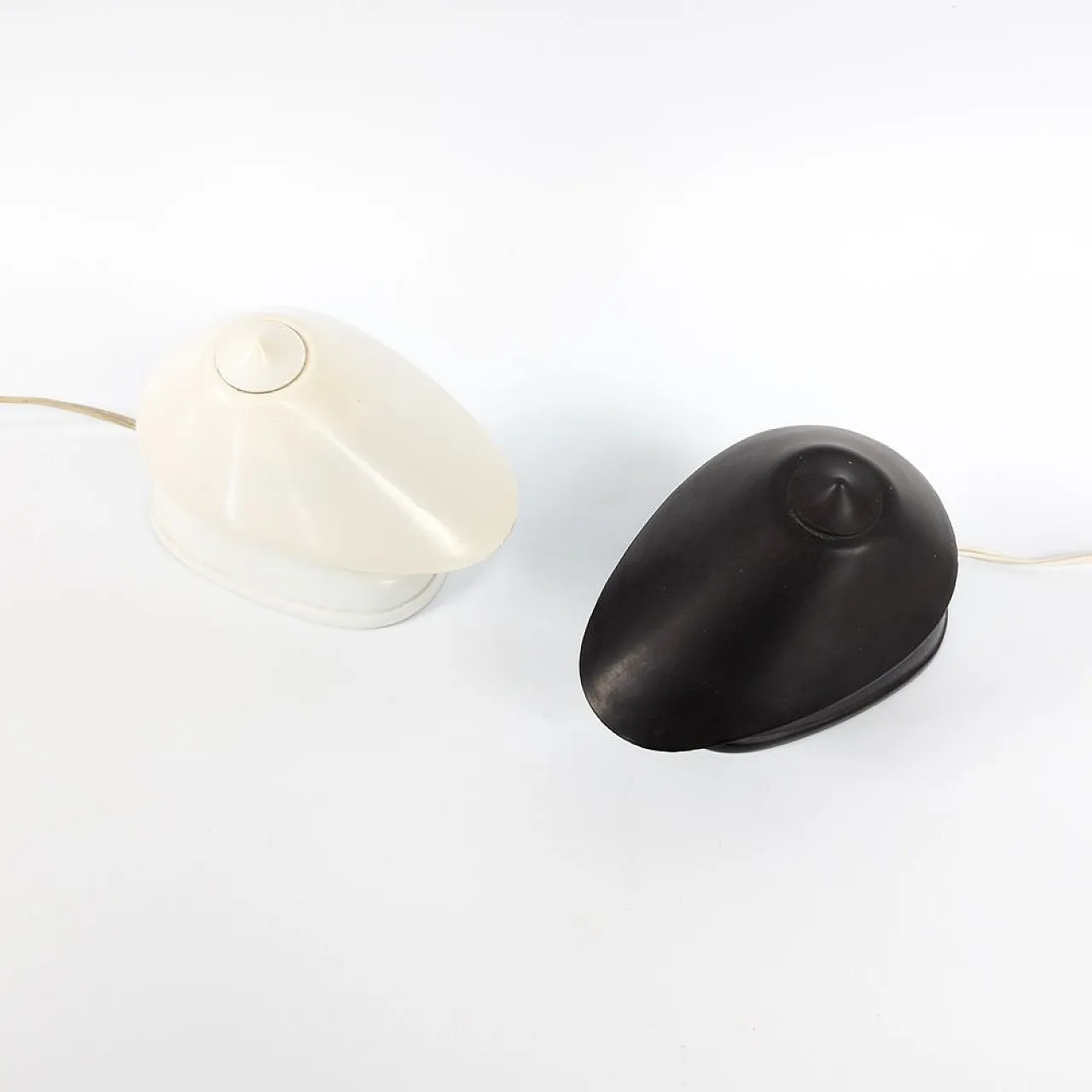 Coppia di lampade Bauhaus in bachelite di Elektrosvit, anni '50 9