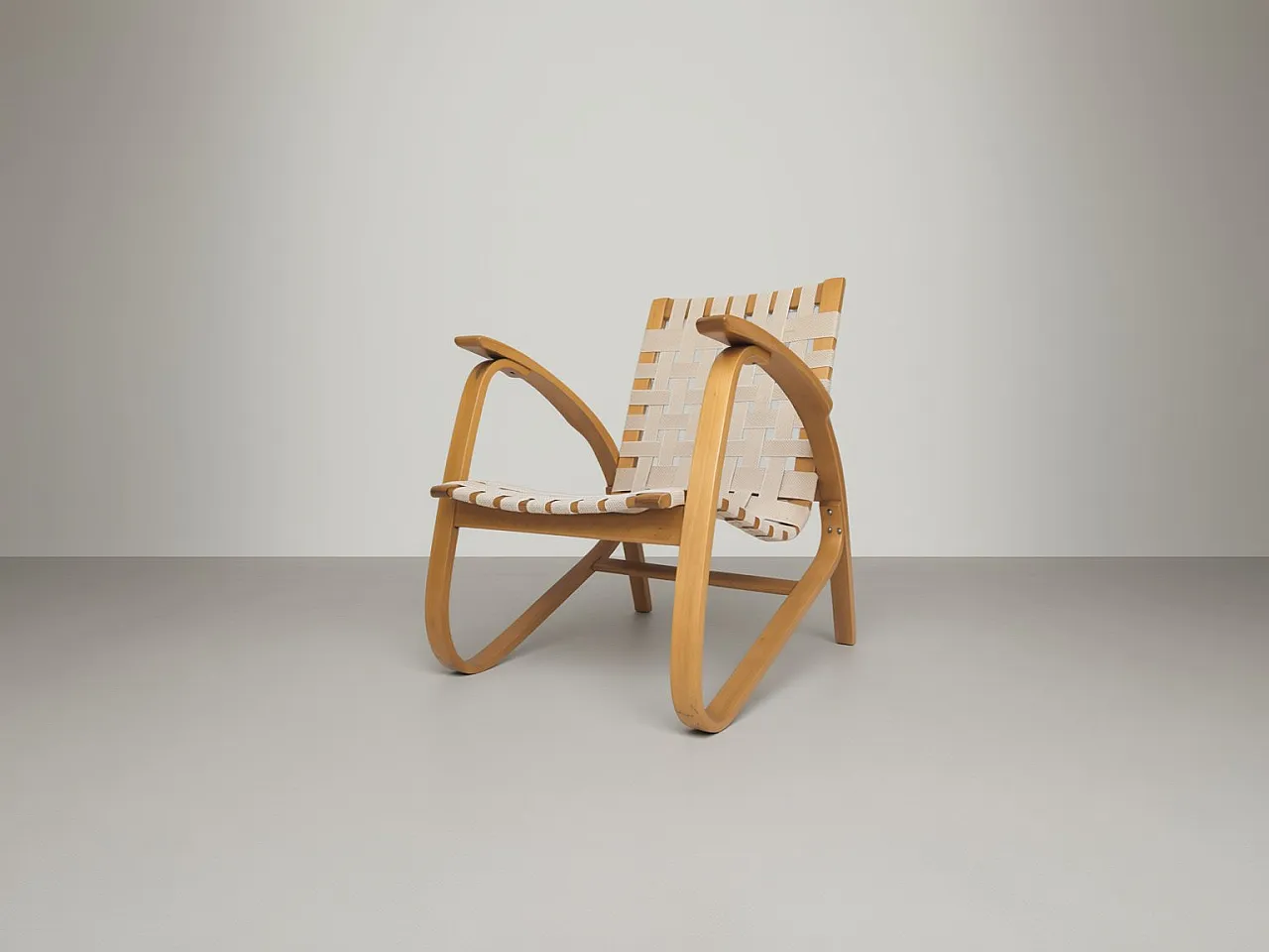 Poltrona scultorea in legno curvato di Jan Vaněk per Up Zavody, anni '30 1