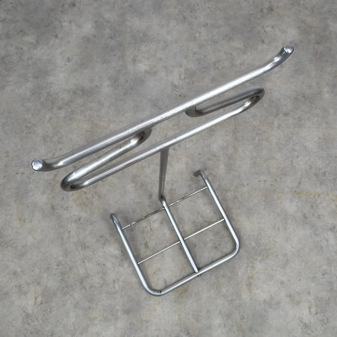 Tubular steel coat rack/valet V17 by Robert Slezák, 1930s 4