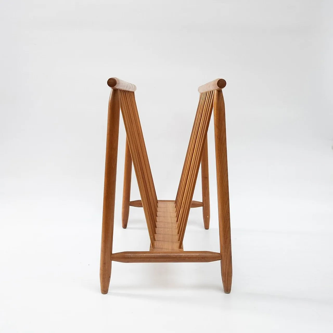 Mid-Century magazine rack from Úluv, 1960s 2