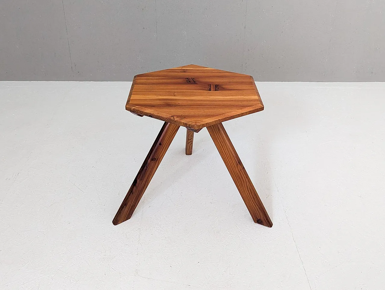 Hexagonal pine side table in the style of Pierre Chapo, 1970s 2