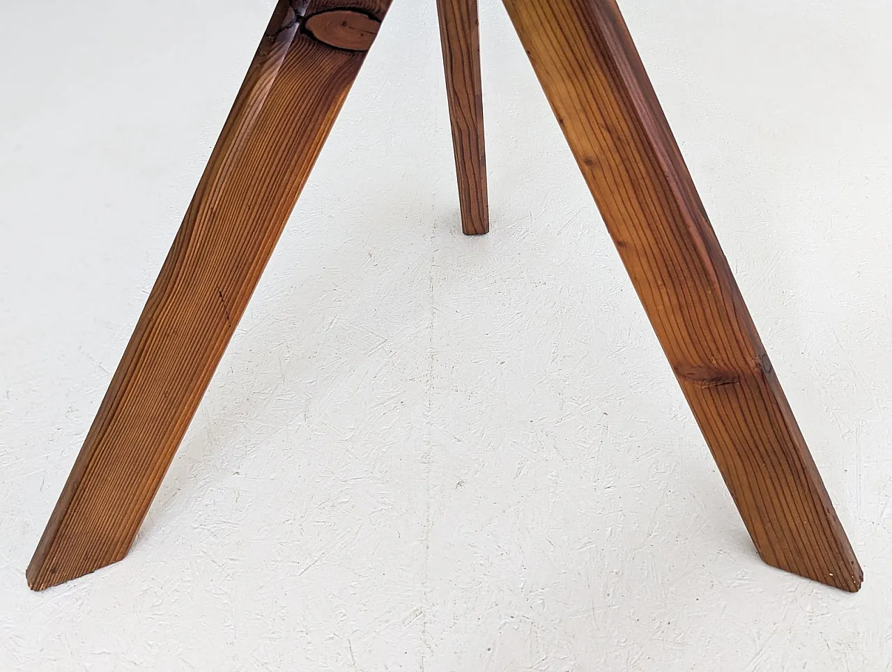 Hexagonal pine side table in the style of Pierre Chapo, 1970s 7